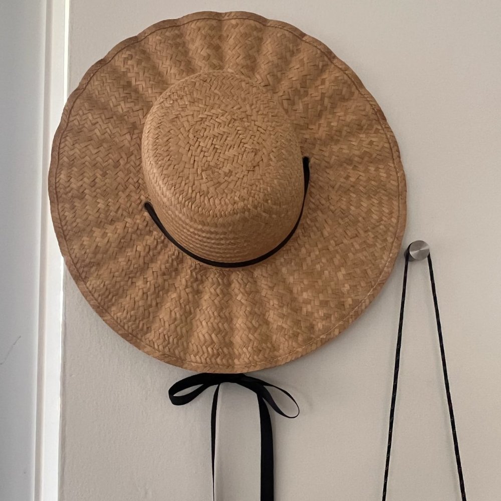 Sun hat by De La Fuente